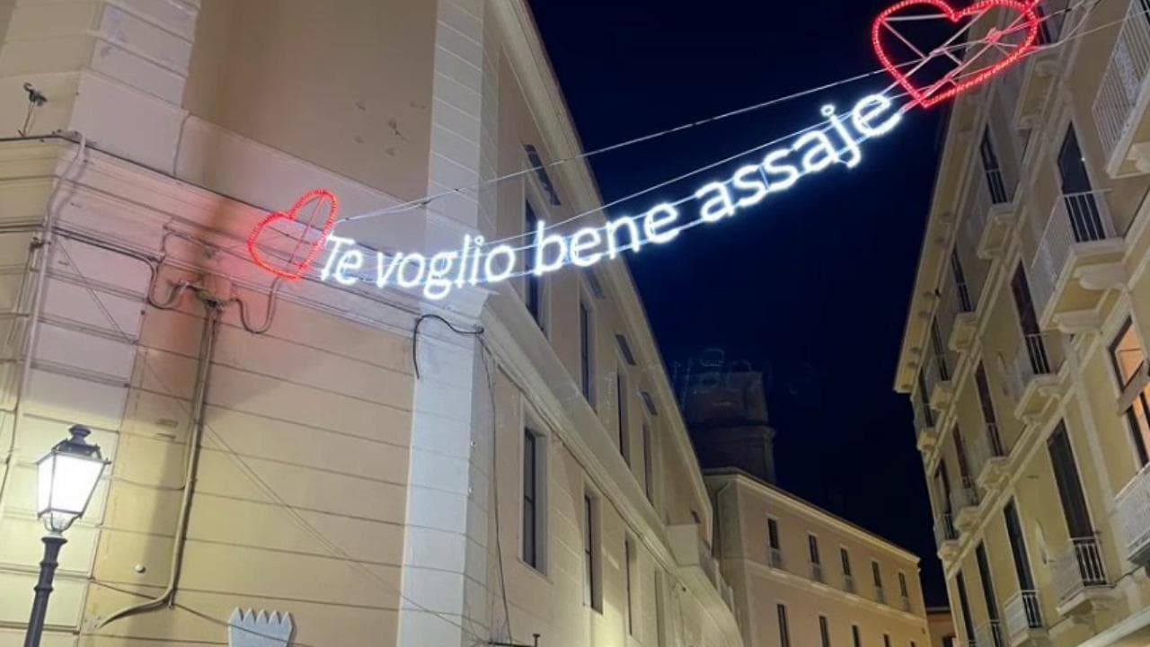 Sorrento conquista i turisti di San Valentino nel nome di Lucio Dalla