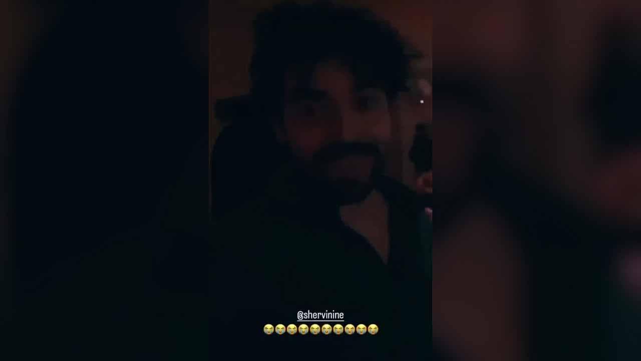 Grammy, vince l'inno delle proteste iraniane: il cantautore Shervin Hajipour lo scopre in diretta