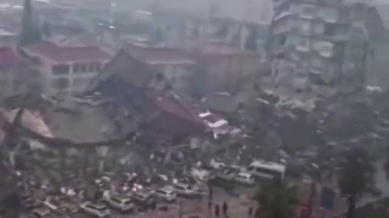 Terremoto in Turchia, le immagini apocalittiche da Kahramanmaras: urla di disperazione nella città vicina all'epicentro