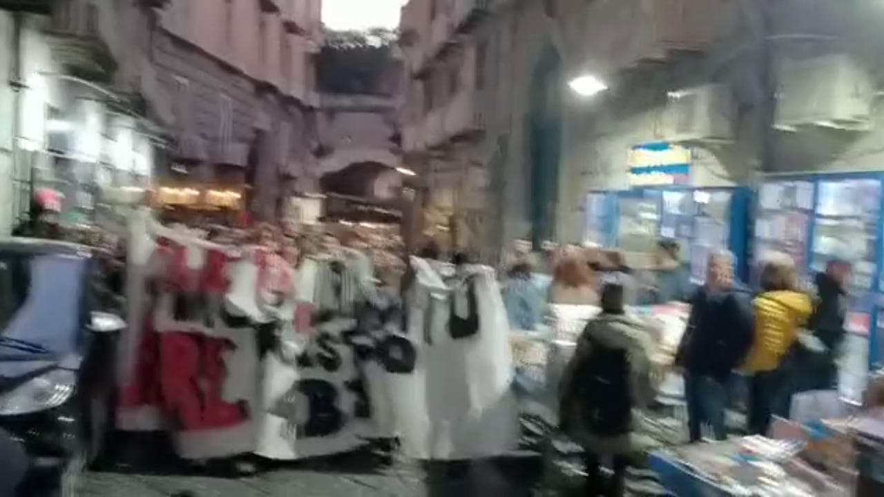 Caso Cospito: manifestanti a Napoli: "Il suo è arresto politico"