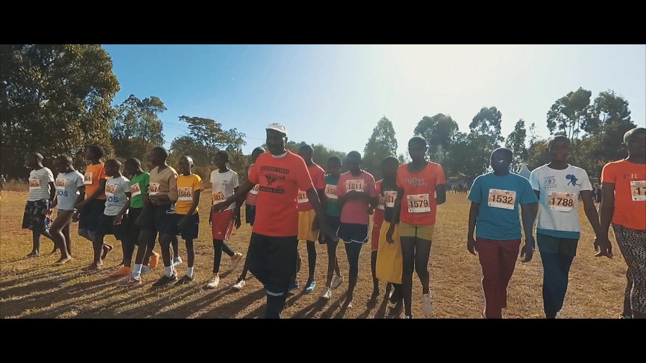 La sfida dei ragazzi del Kenya: ecco la corsa che fa sognare le Olimpiadi