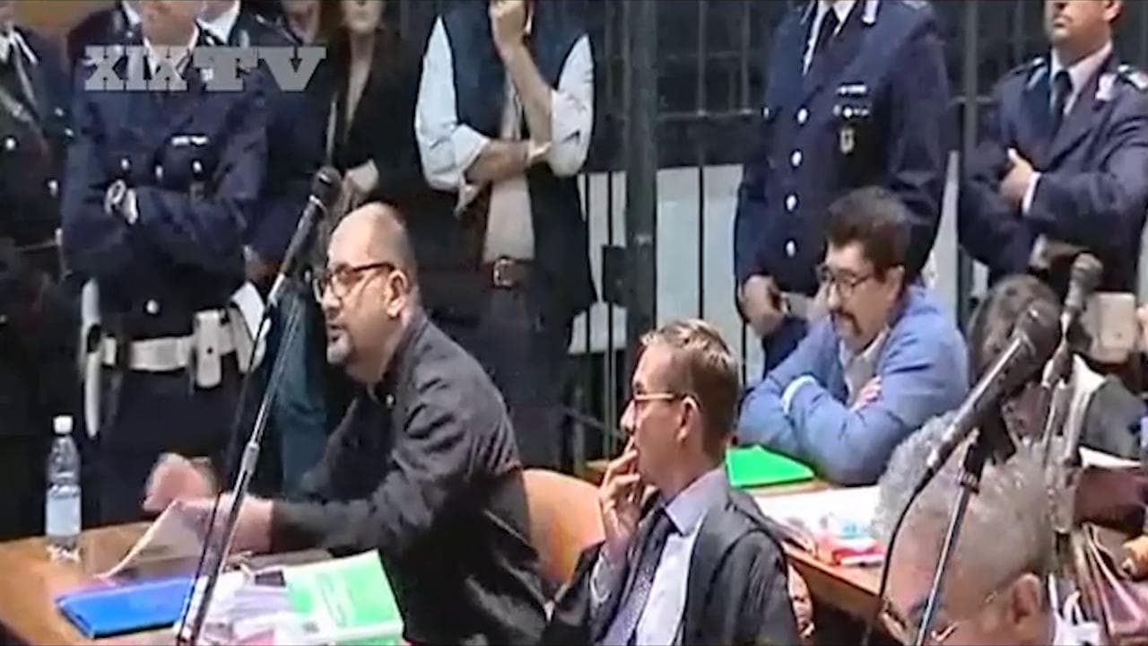 Cospito interrotto dalle urla al processo Adinolfi nel 2013. Nel documento scrive: sparare è stata "una gioia"