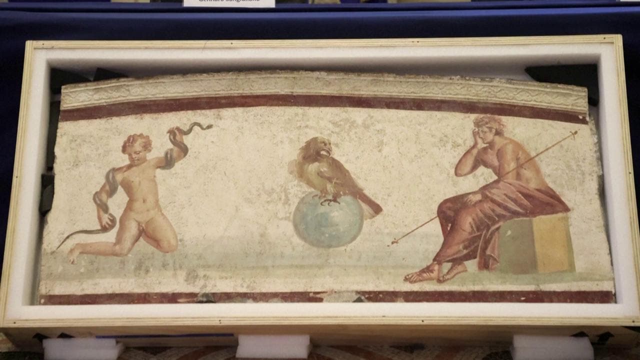 Beni culturali, tornano dagli Usa 60 reperti rubati tra cui un frammento di affresco di Pompei
