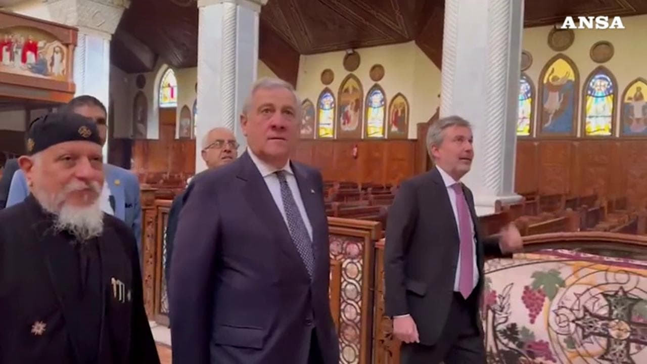 Tajani in Egitto visita la cattedrale copta dell'attentato del 2016