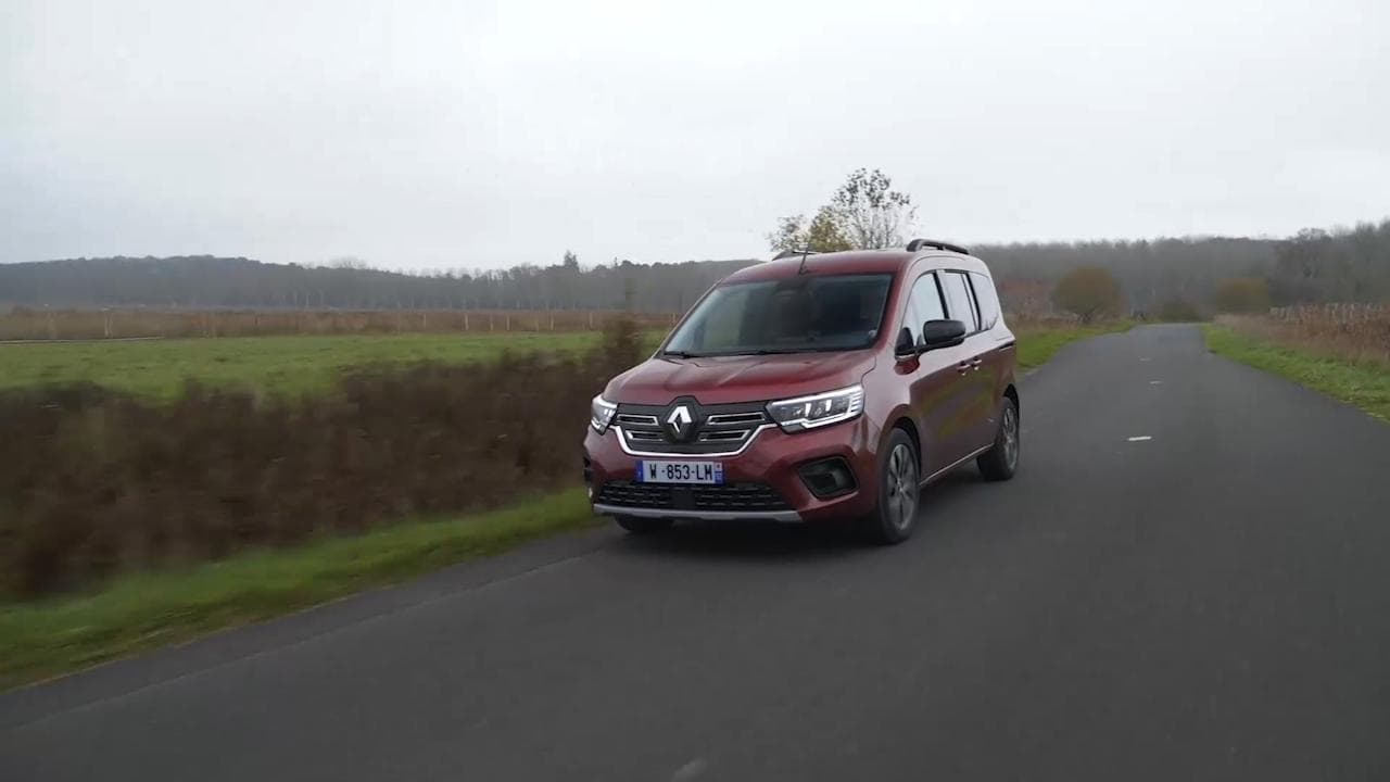Kangoo in elettrico, la novità 2023