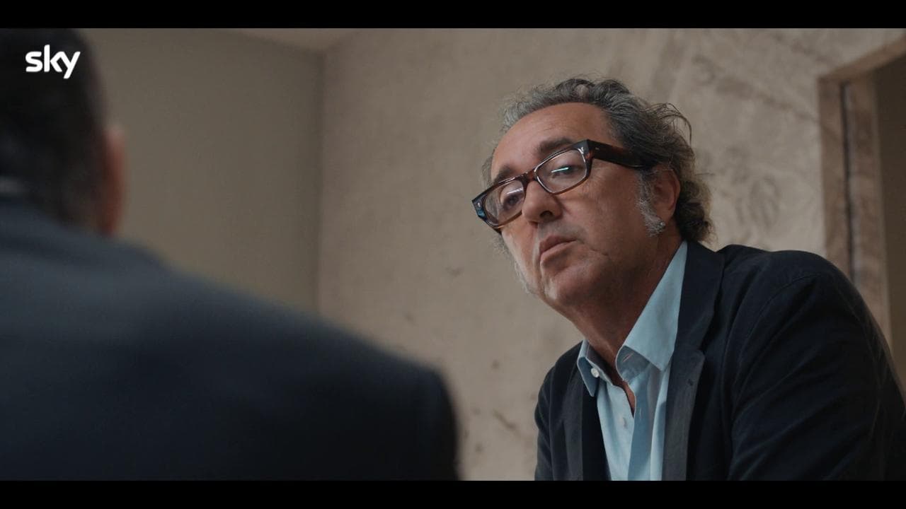 'Call my agent - Italia' clip: Sorrentino e 'The lady pope'