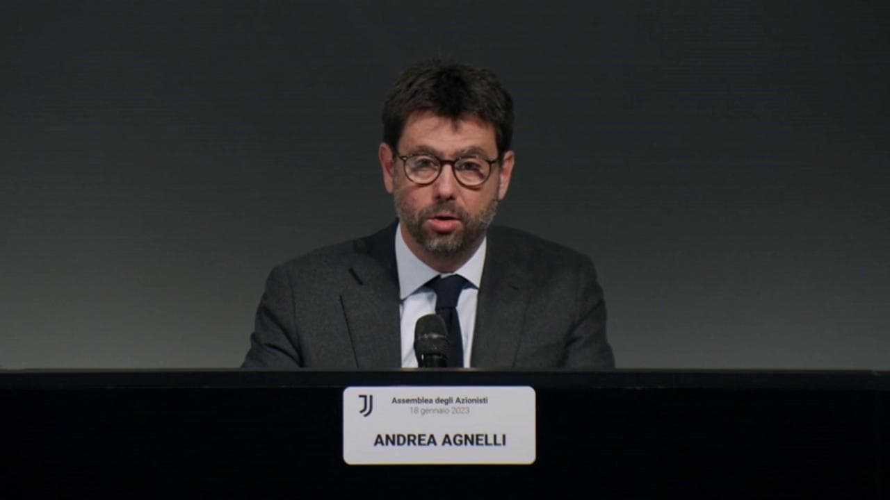 Juventus, l'annuncio di Andrea Agnelli: "Lascio il cda di Exor e di Stellantis"