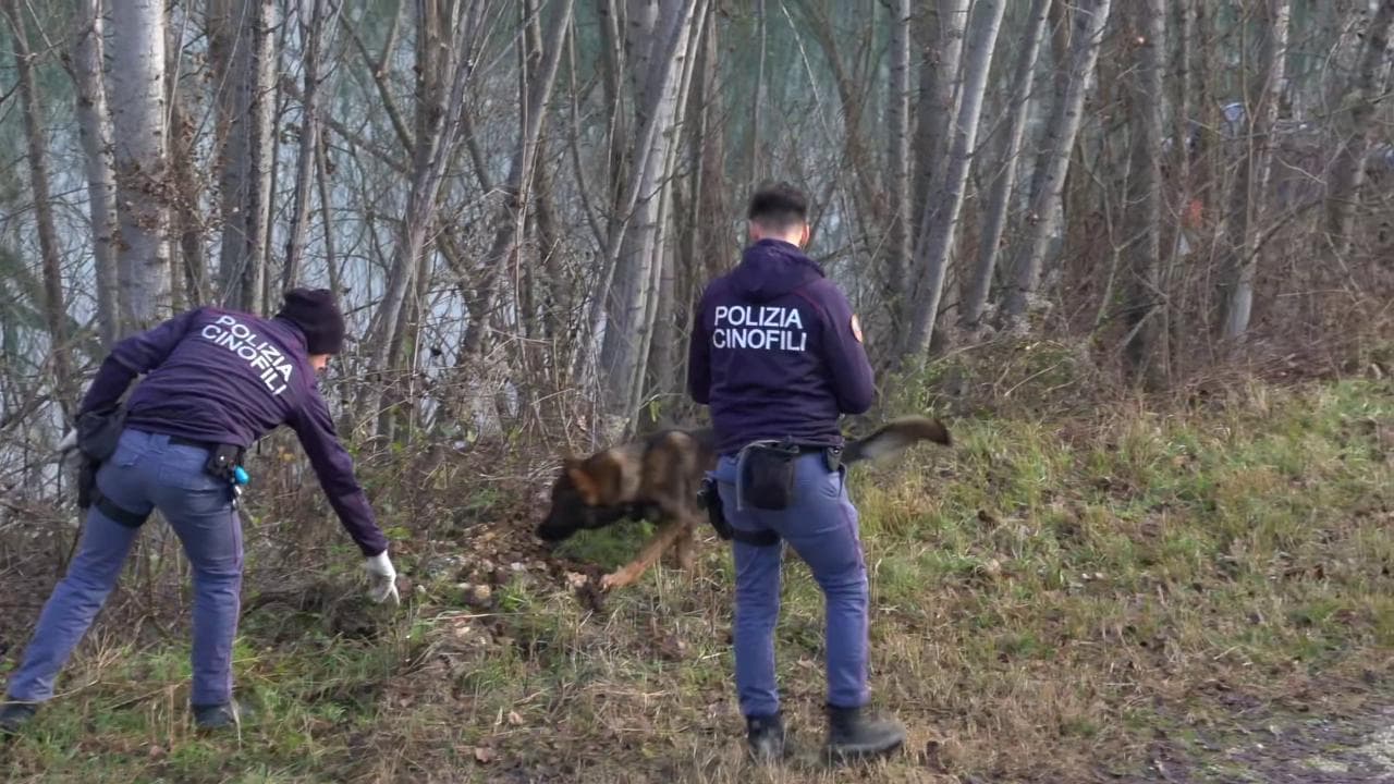 Padova, uomo si getta nel Brenta: le ricerche con cani e sommozzatori