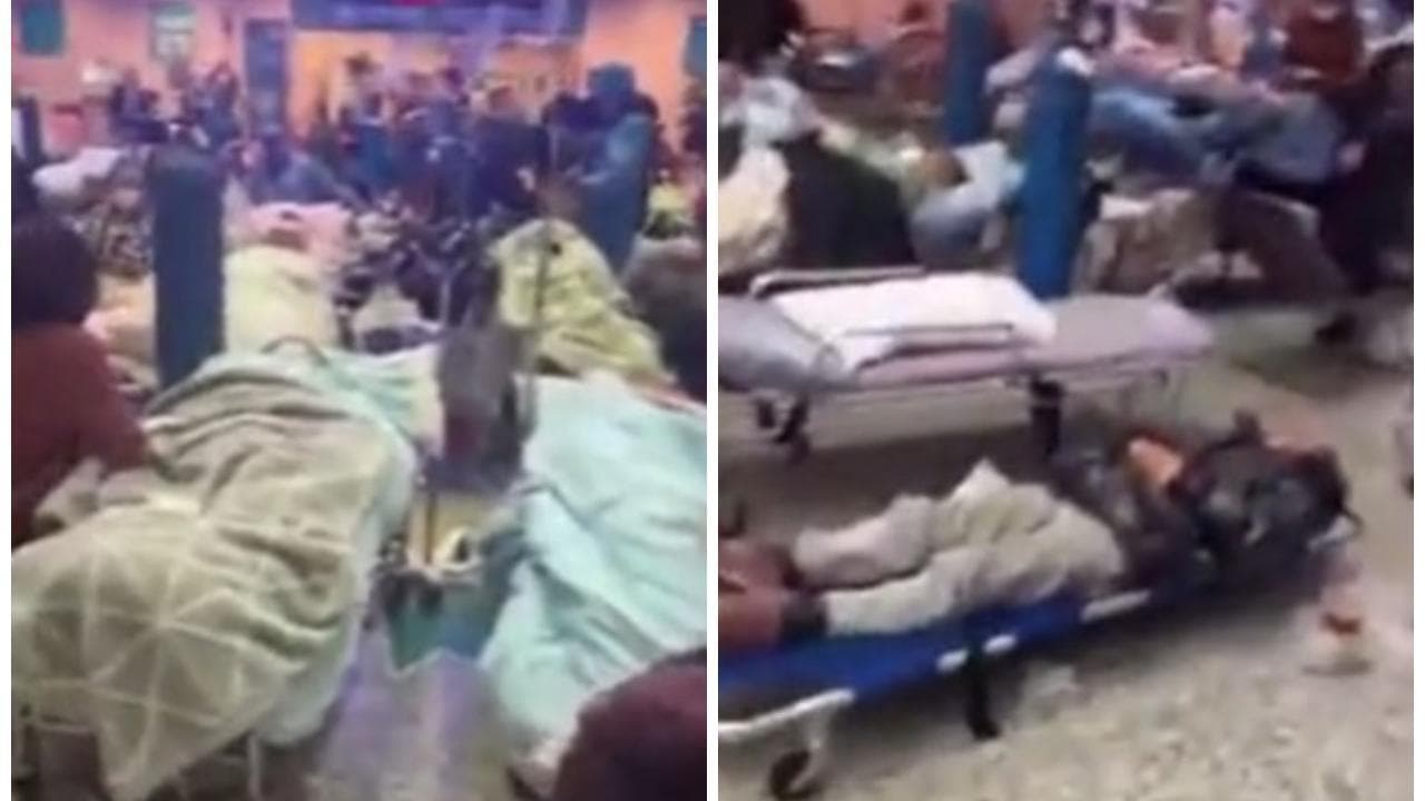 Shanghai, il Covid dilaga: i pazienti  degli ospedali tenuti su lettini e barelle in corridoio.