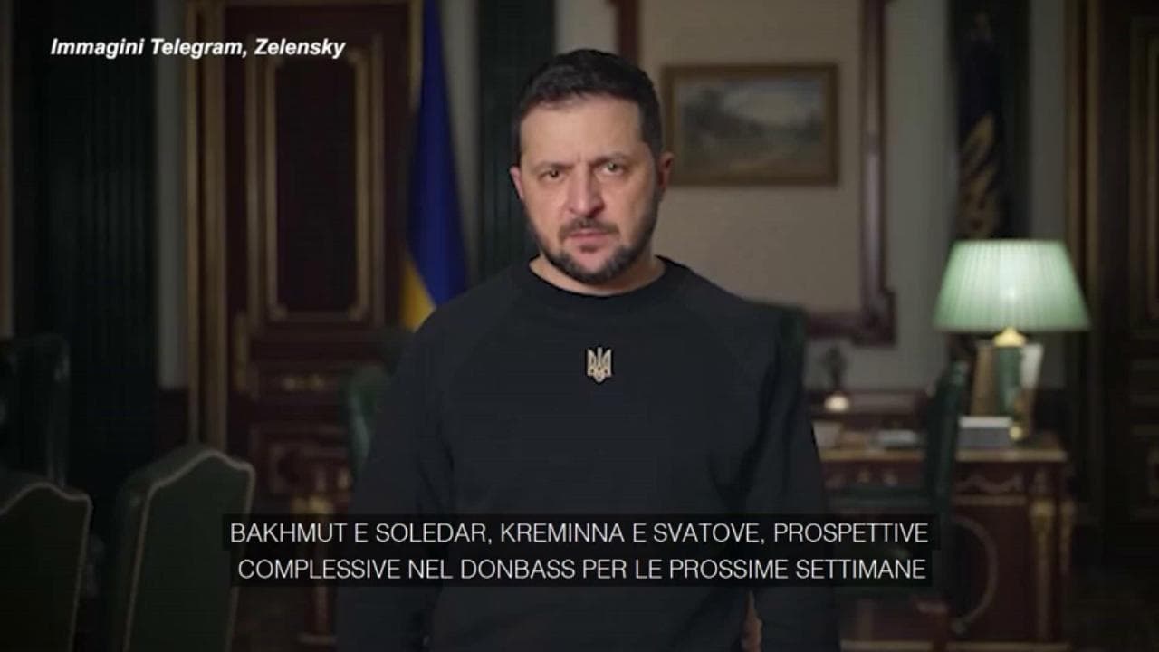 Ucraina, Zelensky: "Duri attacchi a Soledar, i soldati resistono"