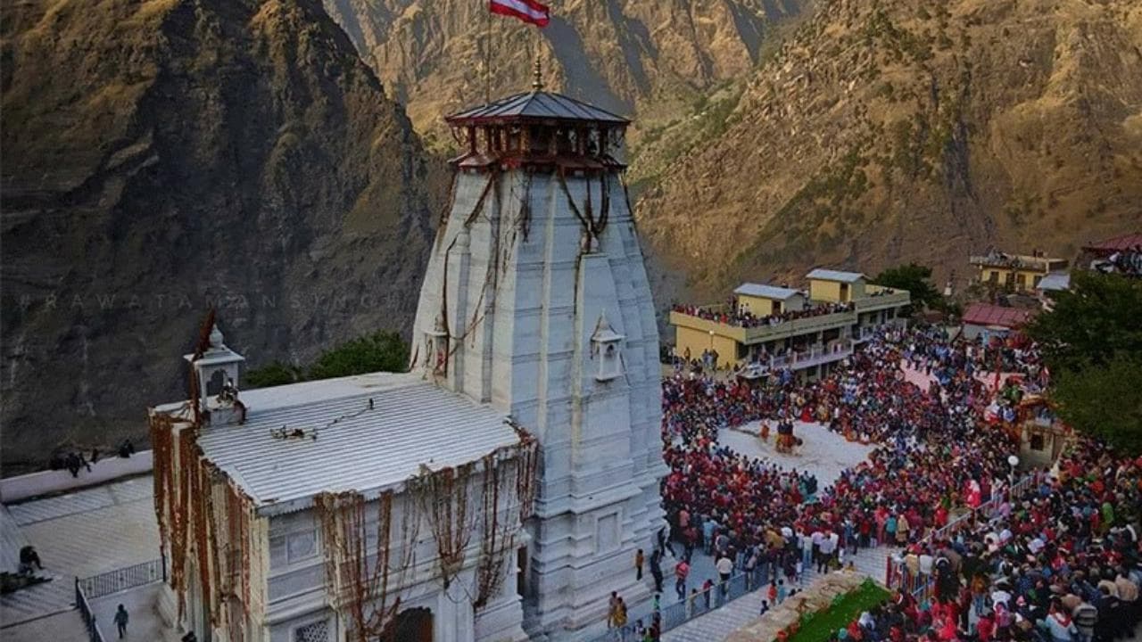 Joshimath, la città dell'XI secolo al confine con il Tibet che sta venendo inghiottita dalla terra