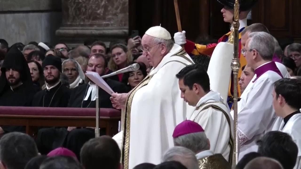 Natale 2022, il dolore di papa Francesco per i bambini divorati dalle guerre