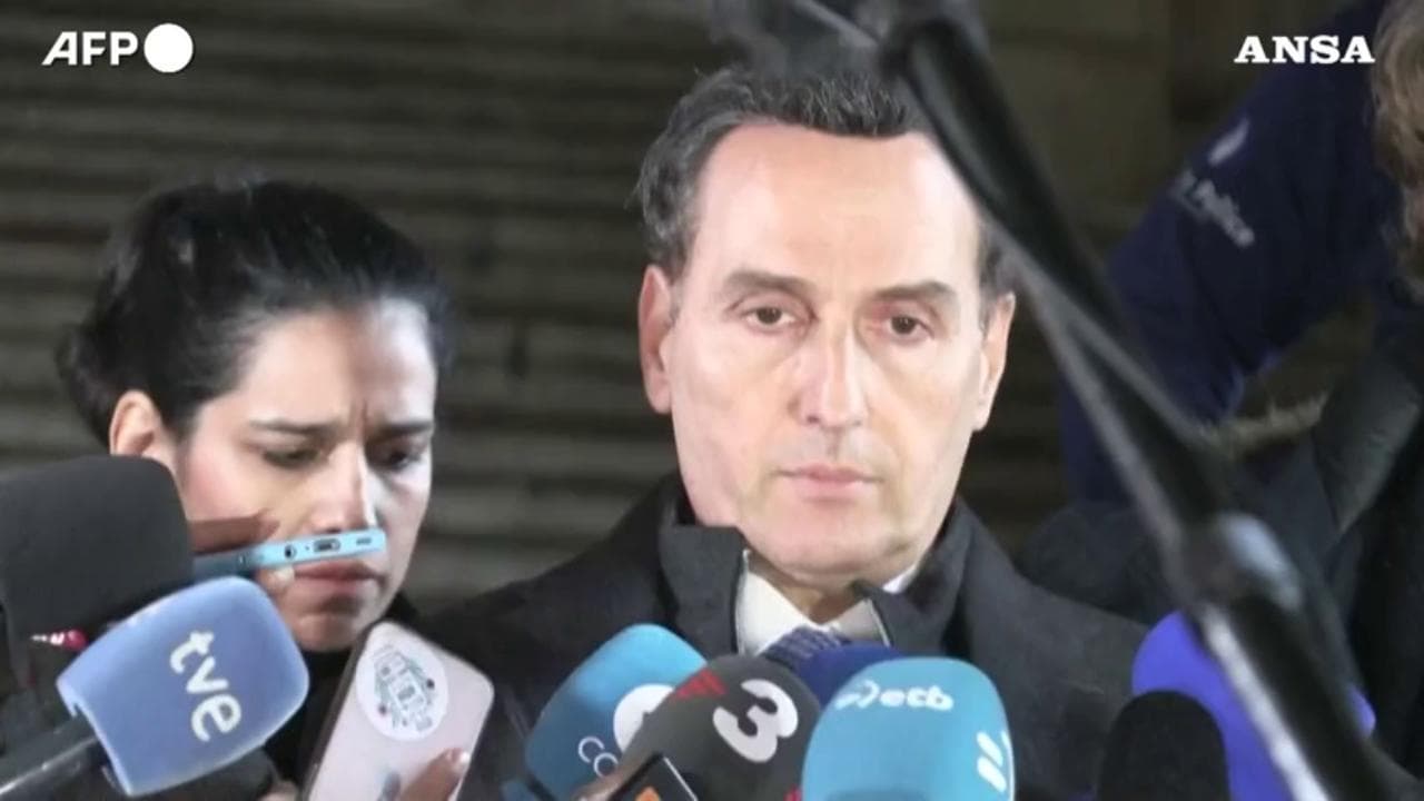 Qatargate, l'avvocato di Eva Kaili: "È innocente, mai stata corrotta"