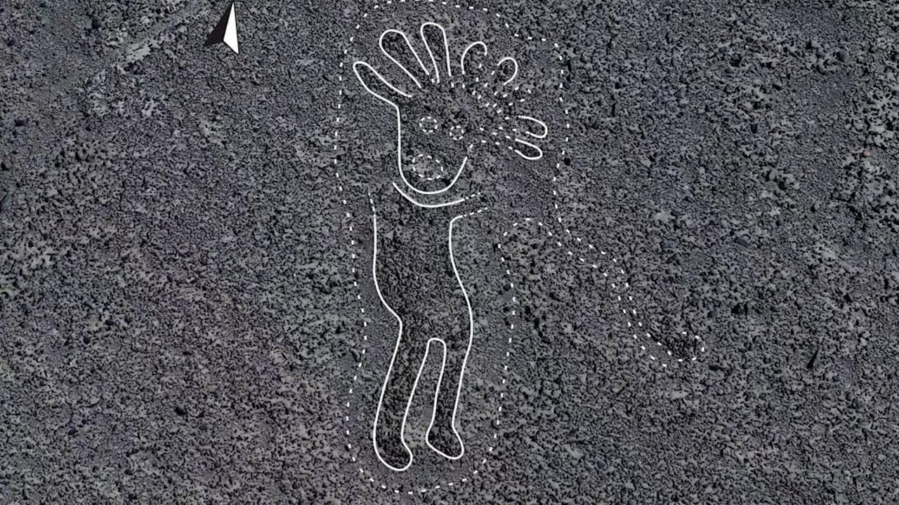 Perù, il mistero della valle dei disegni giganti. Scoperte altre figure umane e animali