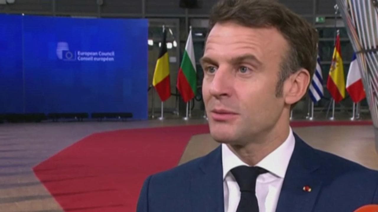 Qatar 2022, Macron difende la sua trasferta al seguito della nazionale francese