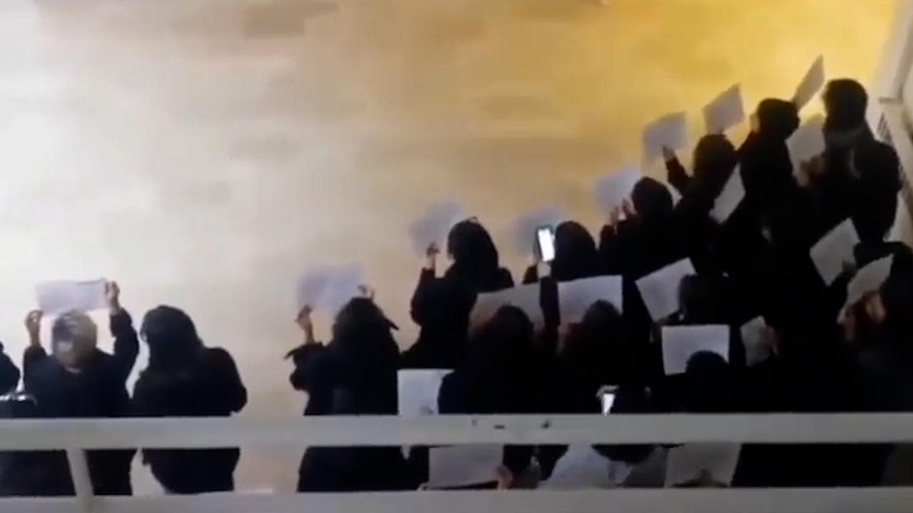 L'inno della libertà delle proteste in Iran riscrive "El Pueblo Unido Jamás Será Vencido" di Ortega