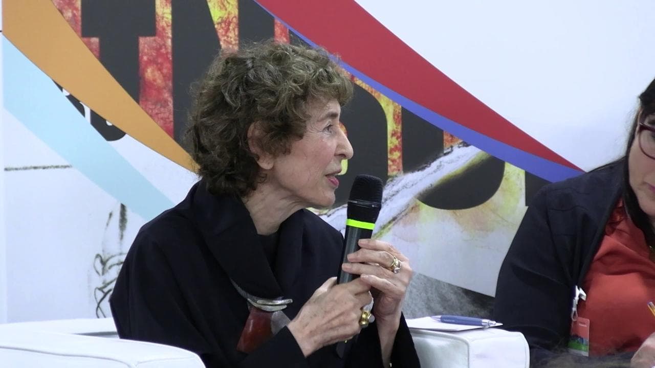 Più libri più liberi, la scrittrice iraniana Azar Nafisi: "La rivoluzione delle donne è esistenziale, non solo politica"
