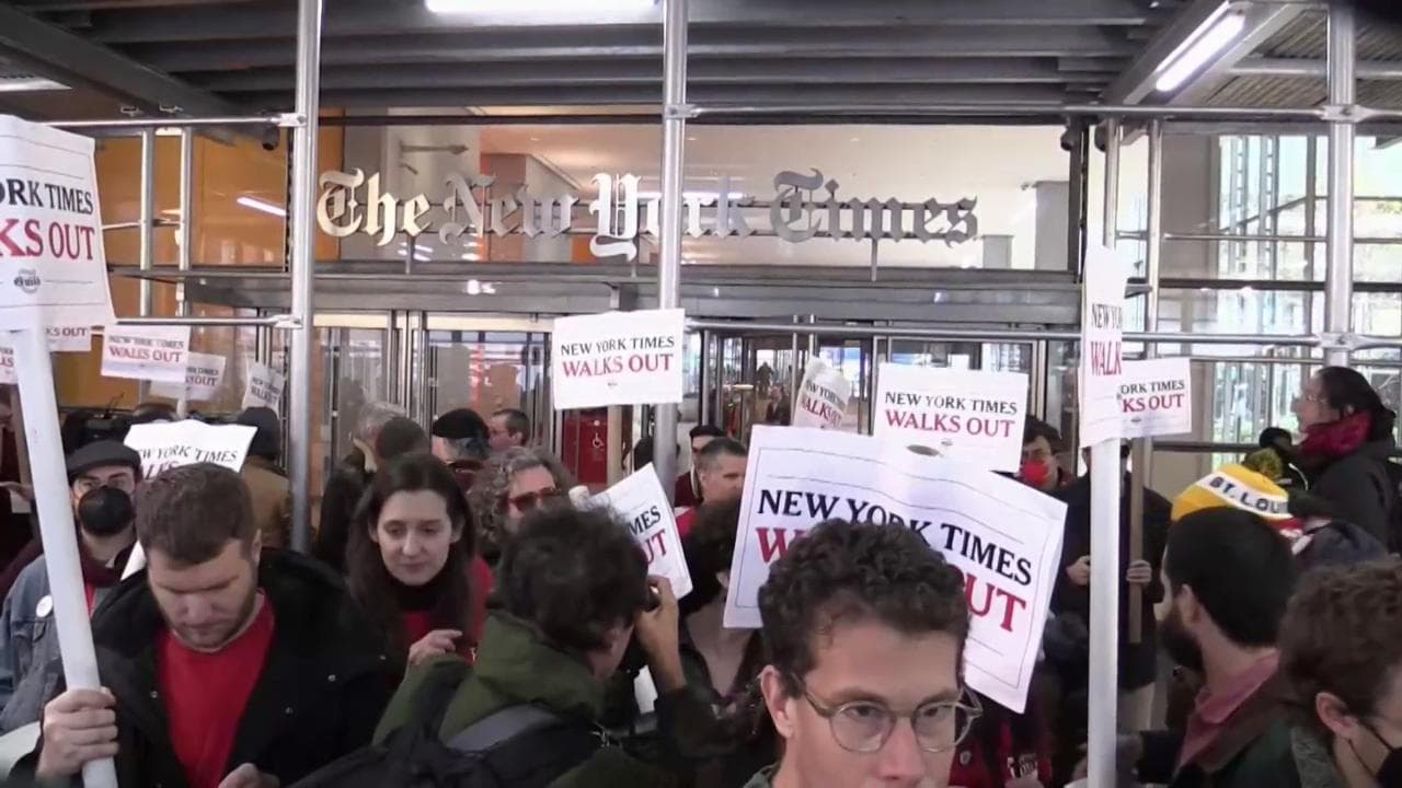 Giornalisti del New York Times in sciopero, il primo dal 1978: "No a contenuti scritti da service esterni"