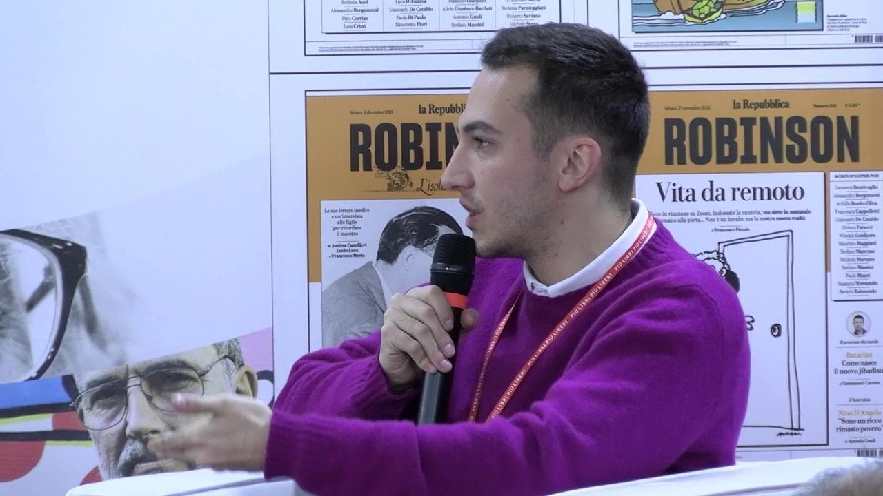 Più libri più liberi, Pietro Turano: "Io, ragazzo gay, due anni in terapia per colpa dei giudizi altrui"