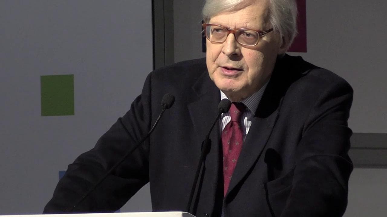 Al via Più libri più liberi, fiera della piccola e media editoria. La provocazione di Sgarbi: "Chi si occupa di cultura non dovrebbe pagare tasse"