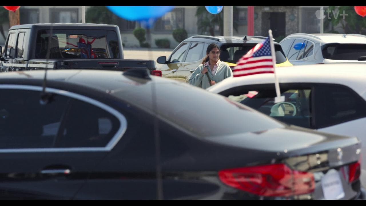 Little America: tante piccole grandi storie vere dei migranti che hanno fatto gli Stati Uniti