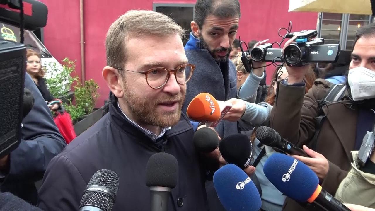 Da Provenzano alle Sardine, ecco chi c'era al lancio della candidatura di Schlein alla segreteria Pd