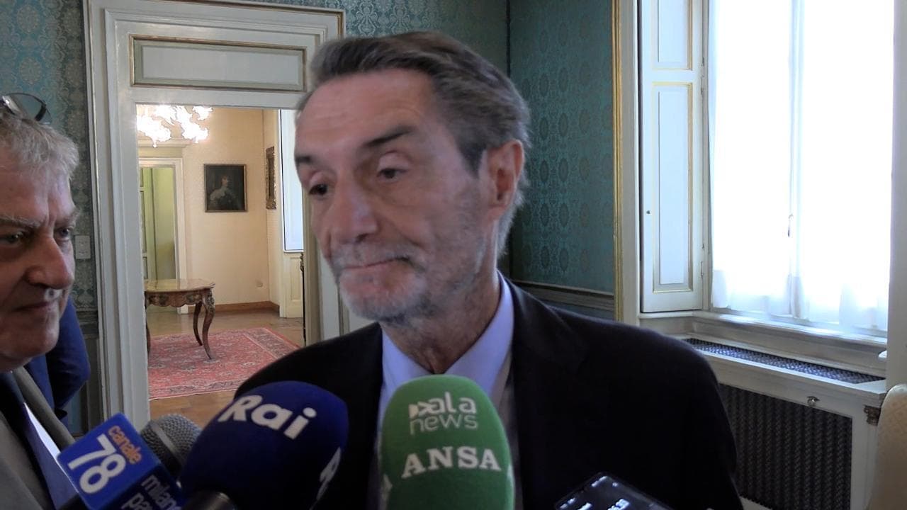 "Il referendum contro l'autonomia è imbarazzante", dice il presidente della Lombardia Fontana