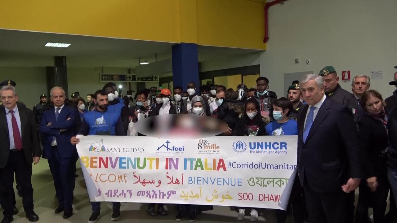 Corridoi umanitari, governo: "L'immigrazione che ci piace", Sant'Egidio: "Chi è salvato in mare ha diritto a sbarcare"
