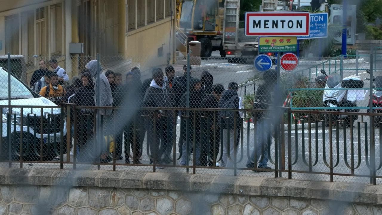 Migranti respinti dalla Francia tornano su suolo italiano