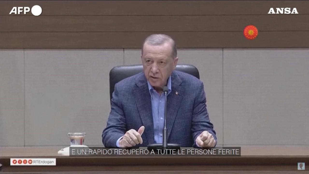 Istanbul, Erdogan: ''Atto di terrorismo, una donna ha avuto un ruolo nell'esplosione''