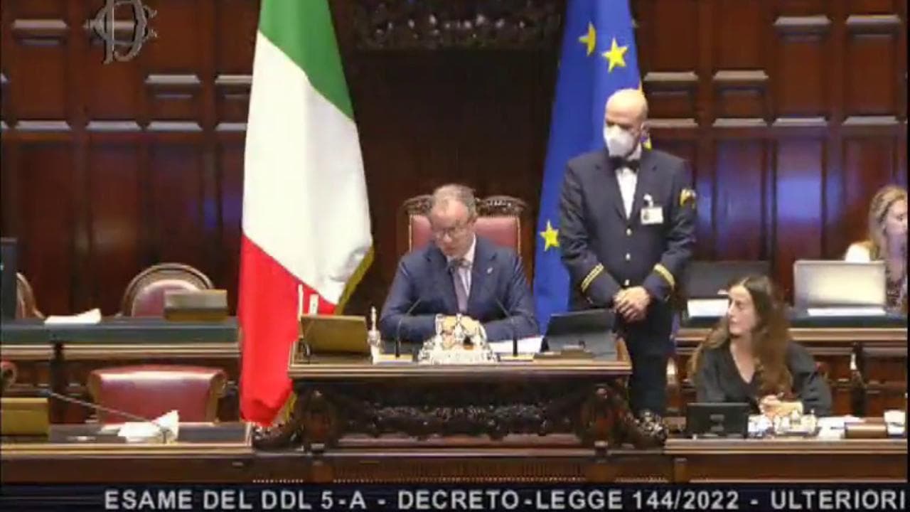 Alessia Piperno è stata rilasciata, l'applauso dei deputati a Montecitorio