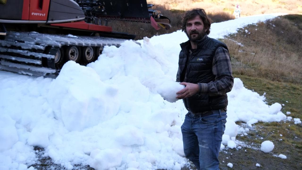Riale, come funziona lo 'snow farm': "Conserviamo la neve per sopravvivere al climate change"
