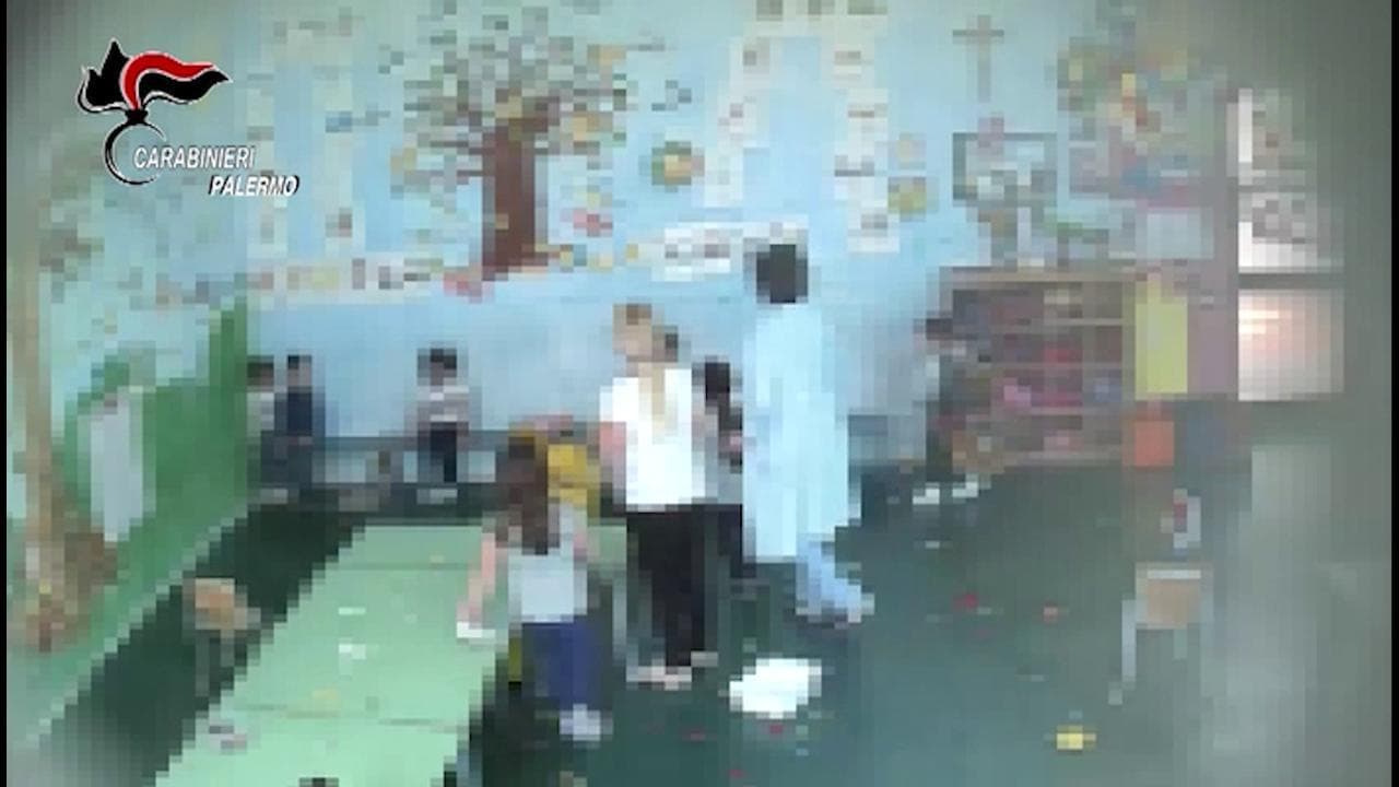 Condannate le maestre che insultavano i bimbi della materna di Borgetto: il video dei maltrattamenti