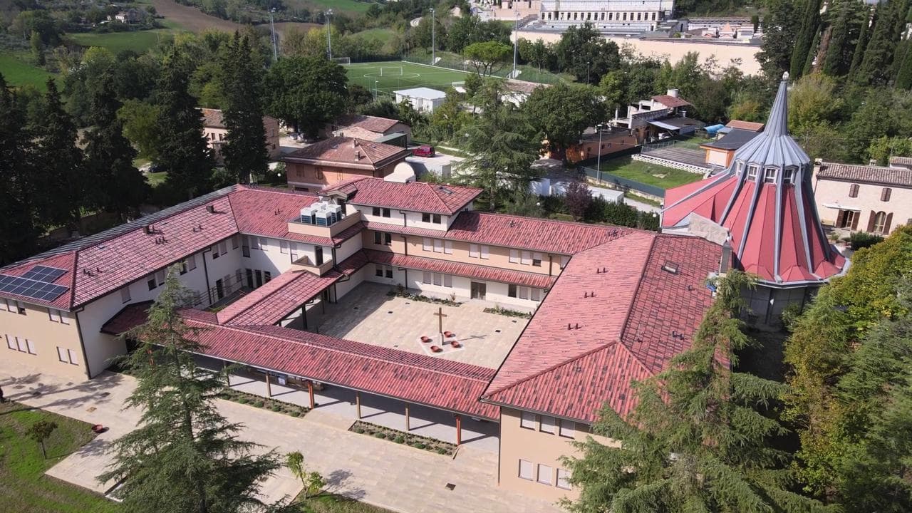 Com'è un monastero di clausura nel 2022? Antisismico e "green": le suore tornano a casa dopo il terremoto
