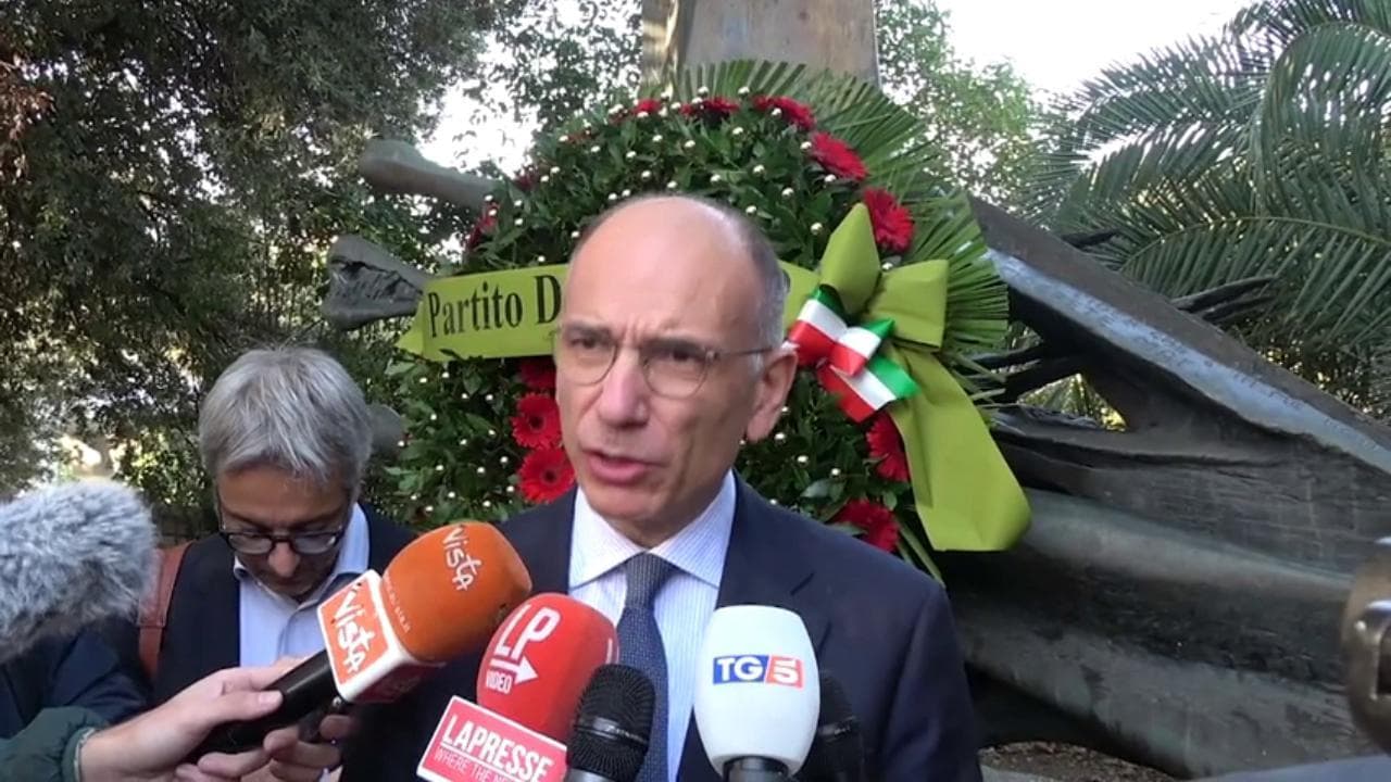 Marcia su Roma, Letta: "Cent'anni fa cominciò il periodo più buio della democrazia"