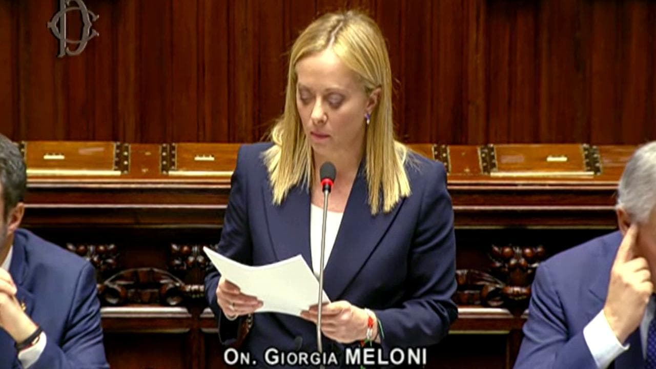 Meloni: "Non replicheremo modello restrittivo contro il Covid"
