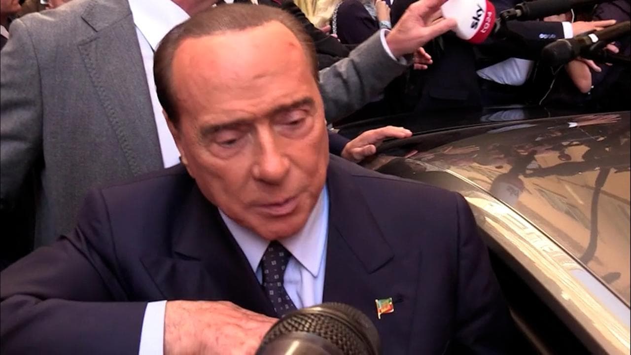 Berlusconi: "Meloni ha detto sì a Casellati alla Giustizia". Poi la barzelletta su Putin