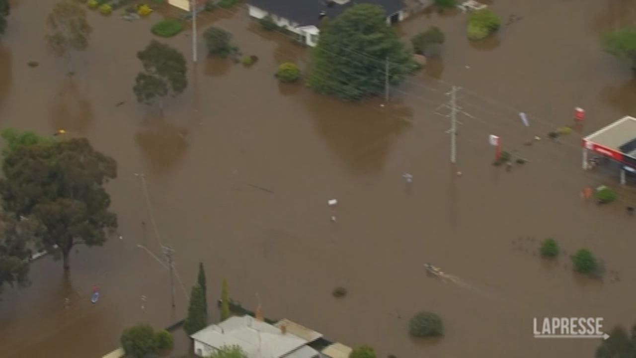 Australia, i soccorsi nelle zone alluvionate