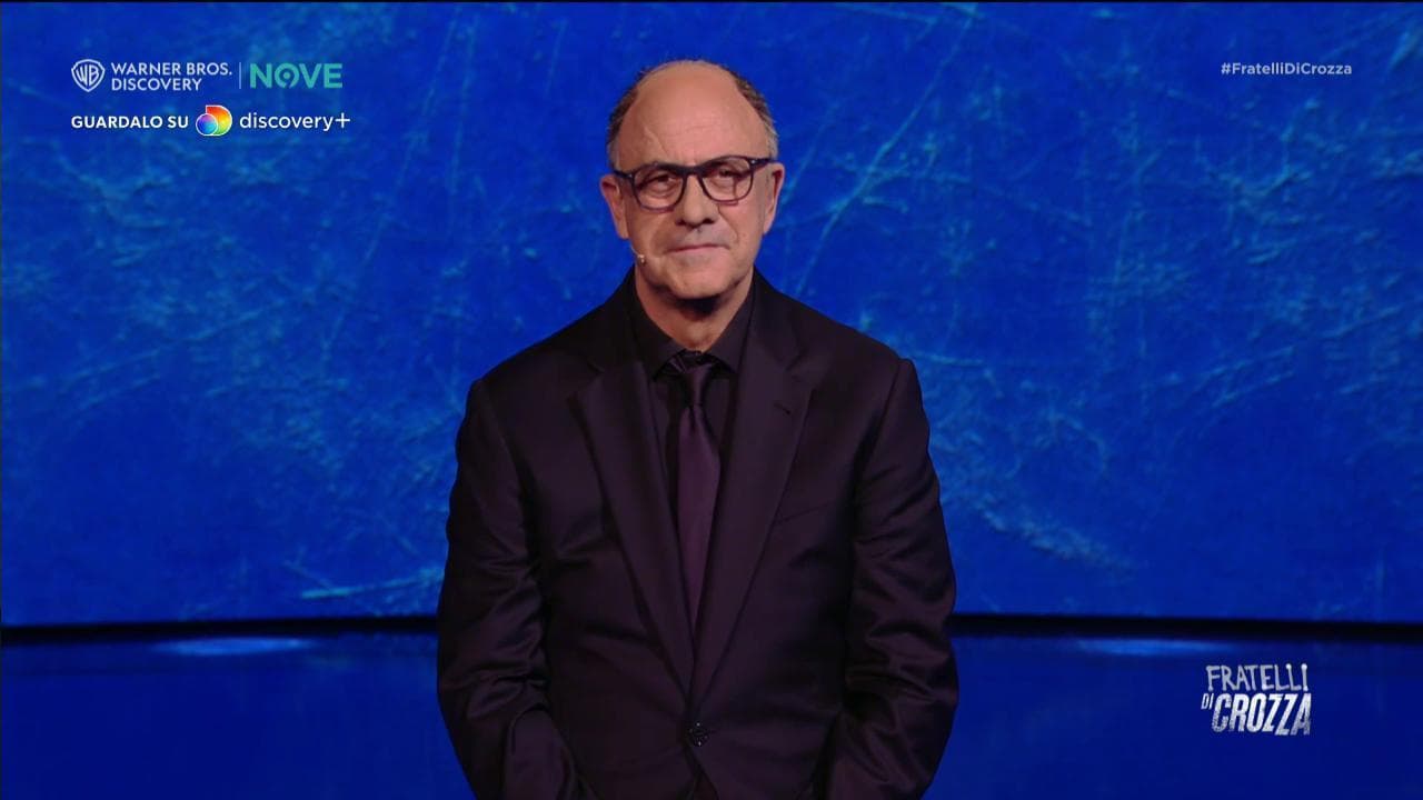 Crozza diventa Enrico Letta: "Un'opposizione così è meglio di un massaggio con le pietre"