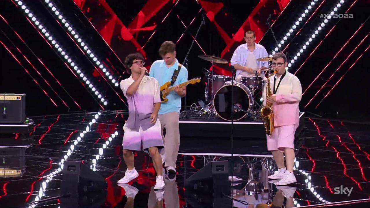 'X Factor 2022', i Disco Club Paradiso come Adriano Celentano: 'Svalutation'