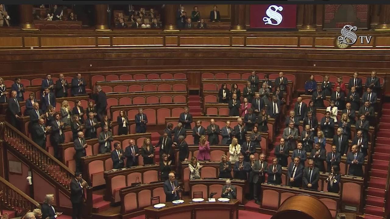 Senato, standing ovation per Liliana Segre alla prima seduta della XIX legislatura