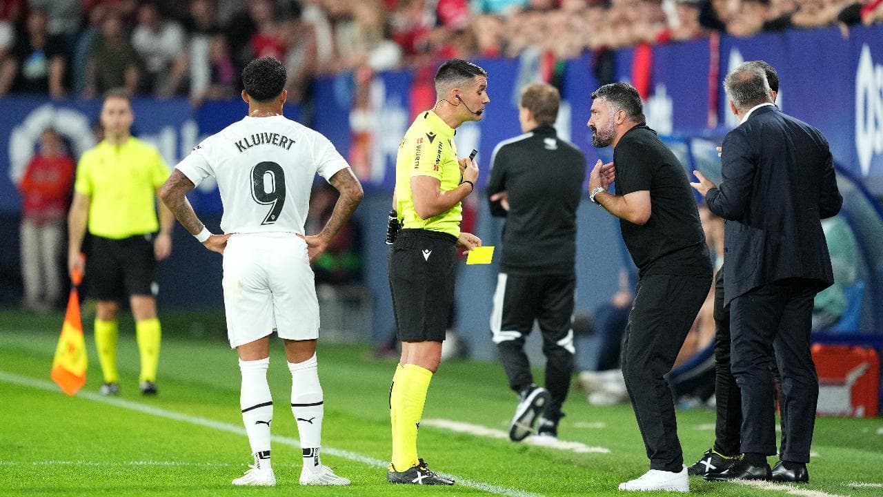 Gattuso è una furia in panchina: prende a calci la borsa delle bibite e striglia un suo giocatore