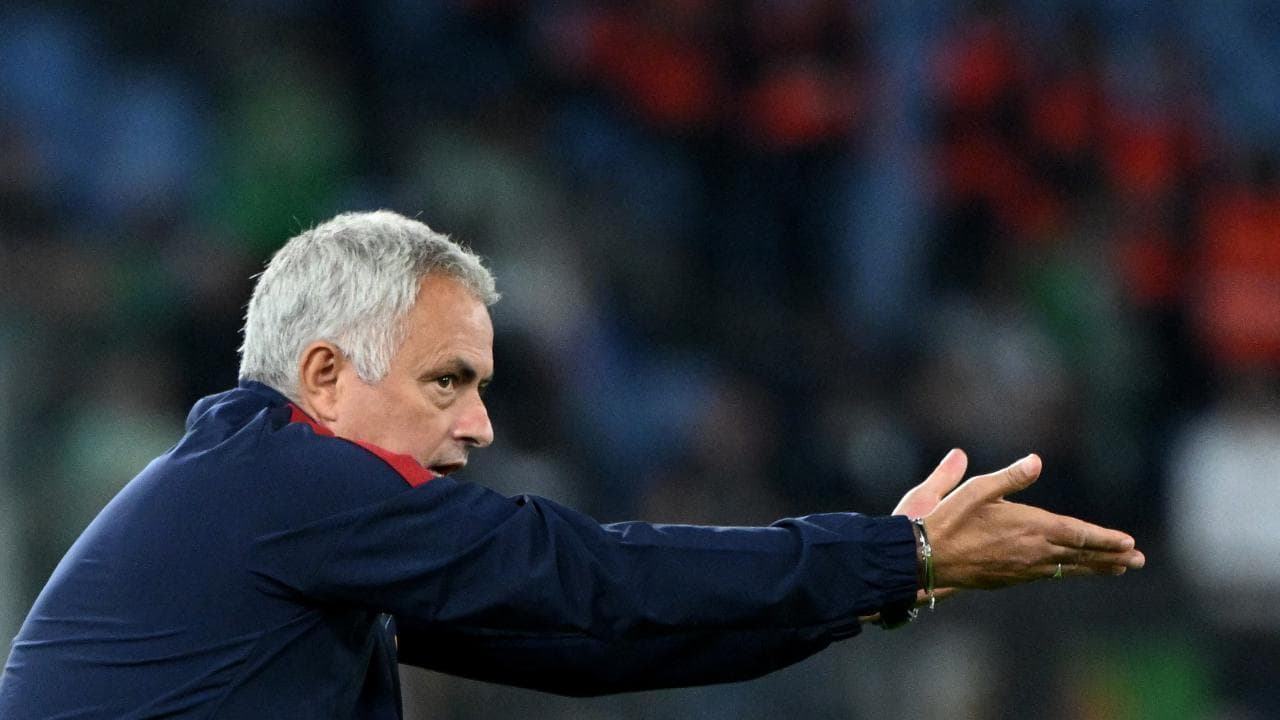 Europa League, Mourinho: "Ora l'obiettivo della Roma è arrivare seconda nel girone"