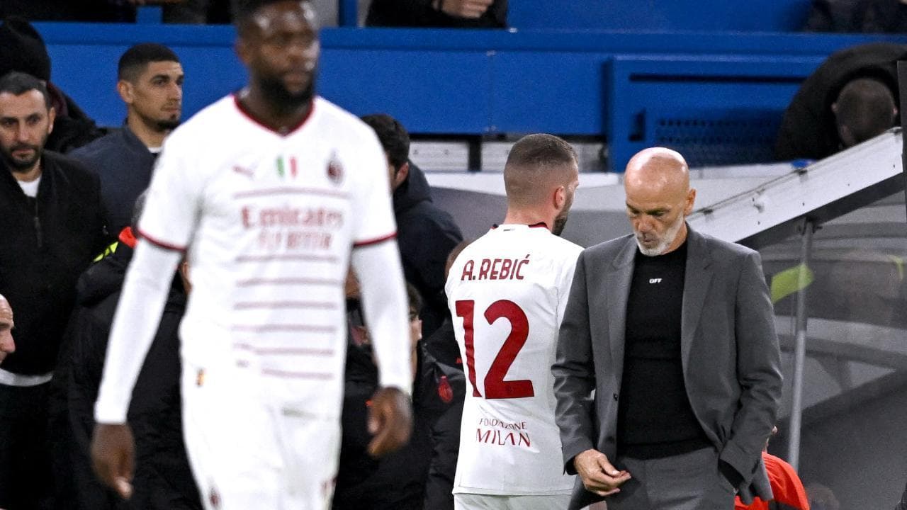 Champions League, Pioli: "Per il Milan una sconfitta pesante. Dobbiamo reagire contro la Juventus"