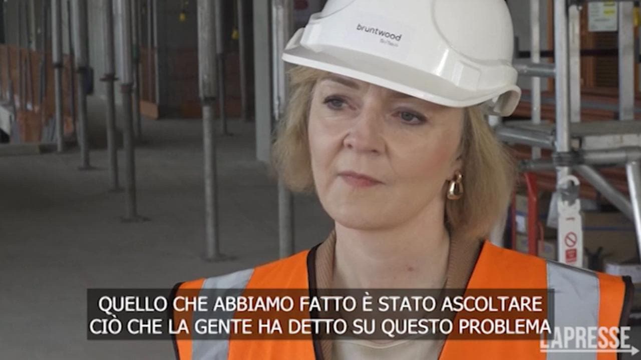 Gb, Truss: "Dietrofront su taglio tasse ai ricchi? Non era parte centrale manovra"