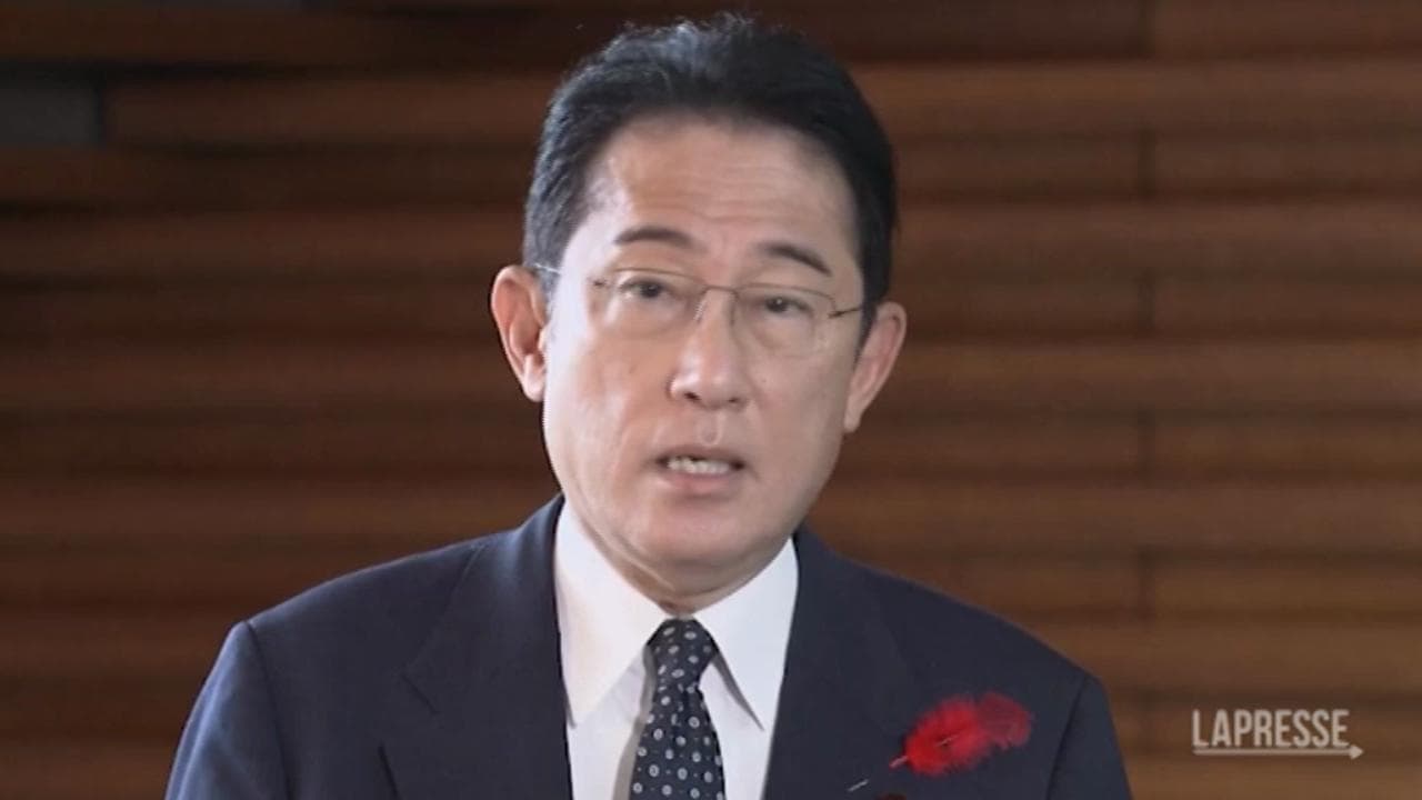Nord Corea, il premier giapponese Kishida condanna il lancio del missile balistico: "Atto sconsiderato"