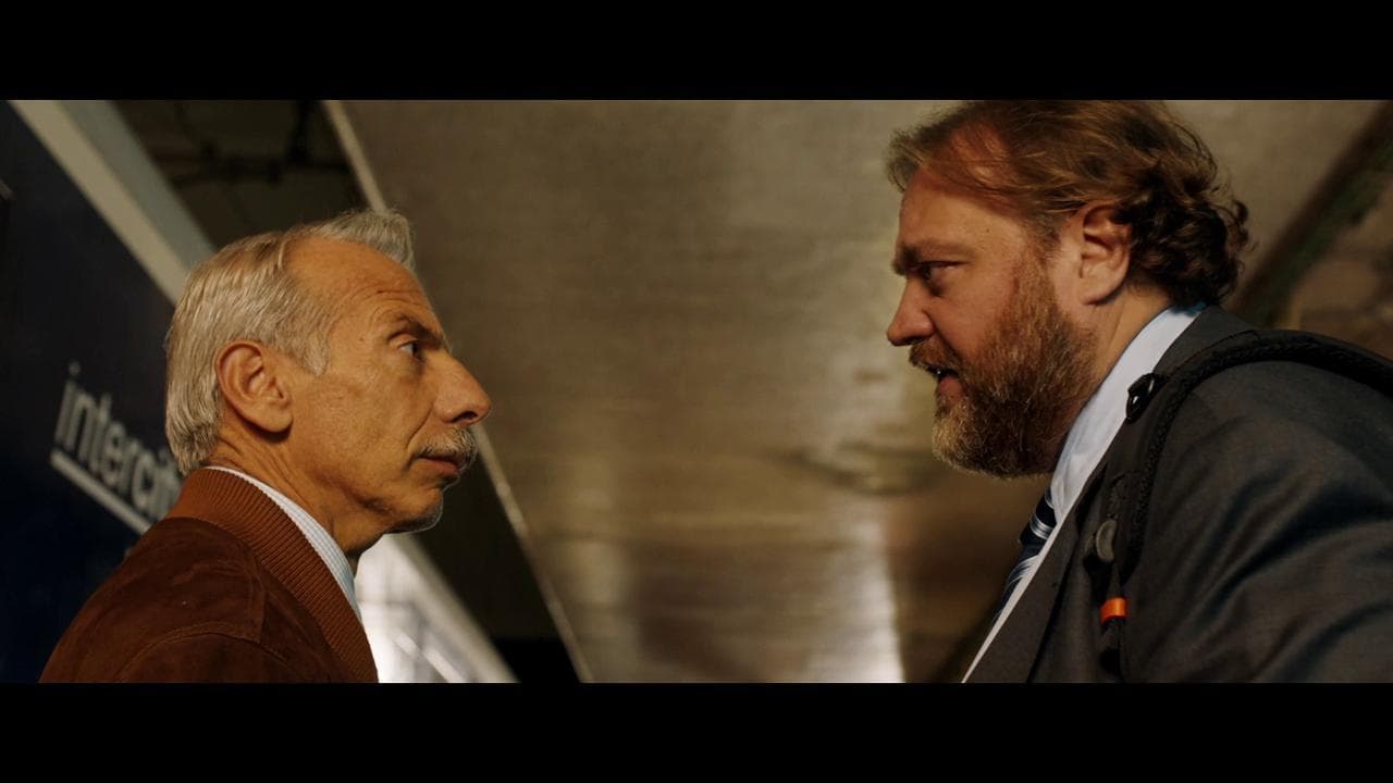 'Tutti a bordo' - Clip 1