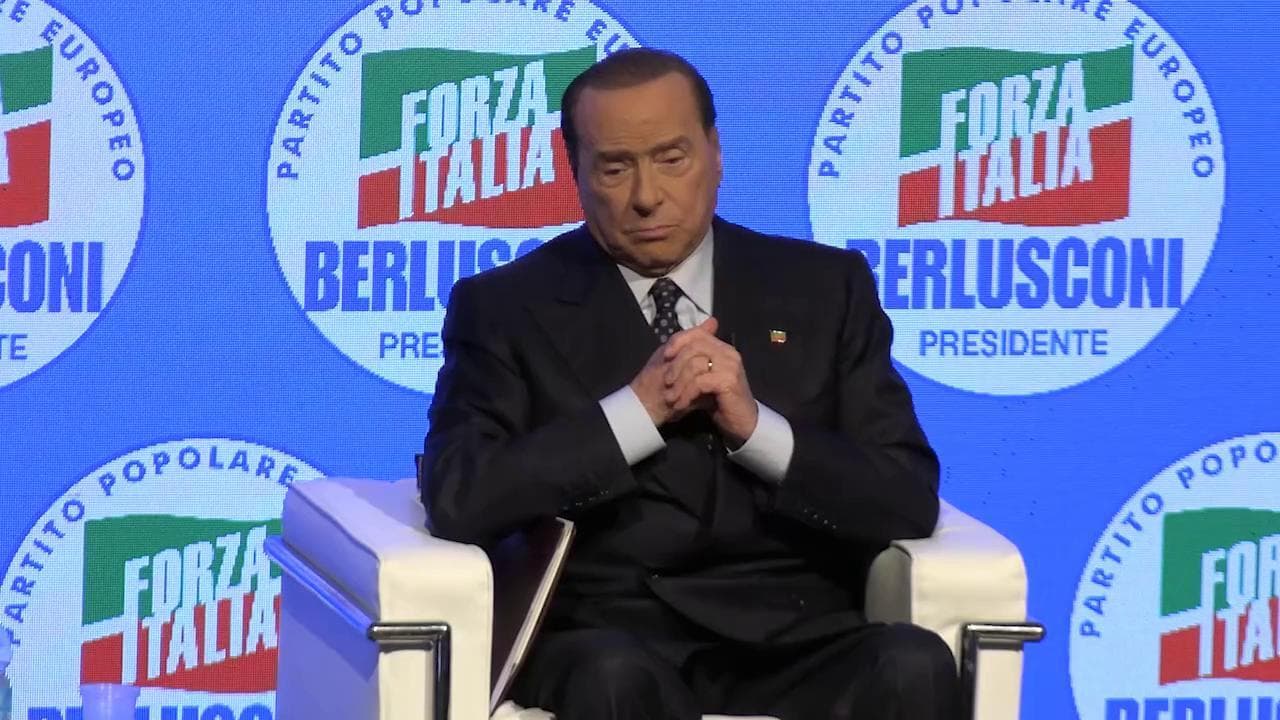 Ucraina, il doppio binario di Berlusconi: "Russia è stato europeo". Ma poi dice: "Noi con Ucraina"