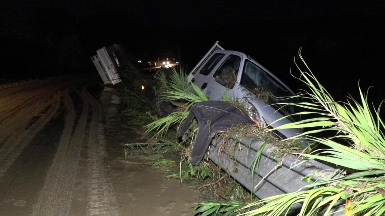 Nubifragio nelle Marche, mezzi trascinati dalla piena tra Trecastelli e Ostra