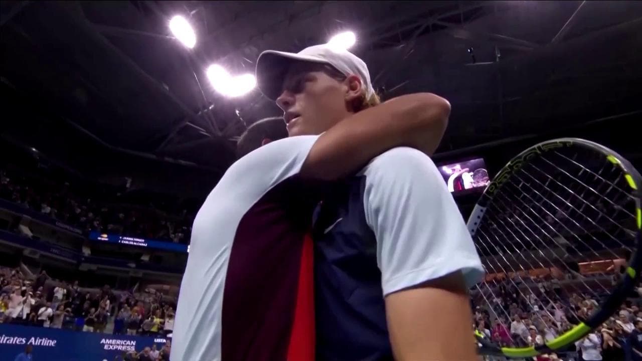Us Open, Alcaraz batte Sinner dopo oltre 5 ore di battaglia: gli highlights dell'epica sfida